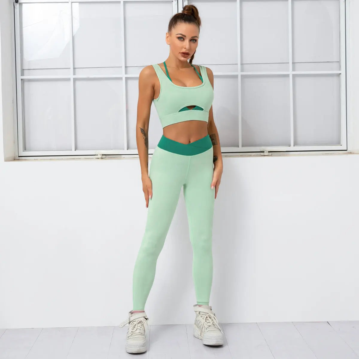 Set sport din 2 piese pentru femei ''Nutrition'' - Zappy Fashion Romania
