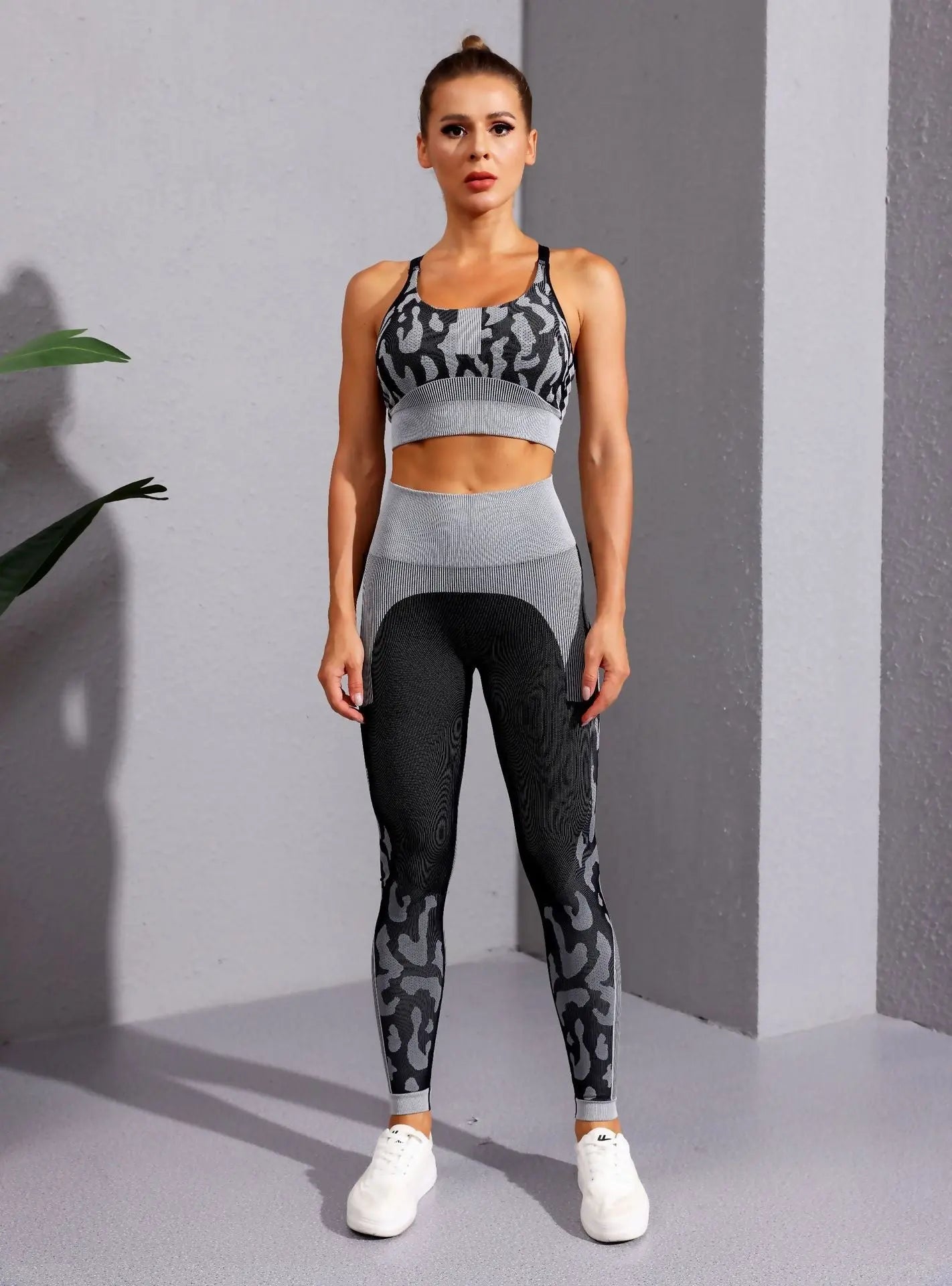 Set sport din 2 piese pentru femei ''Stamina'' - Zappy Fashion Romania
